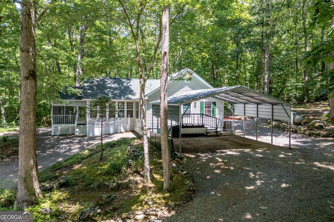 2874 Hickory Cove LN