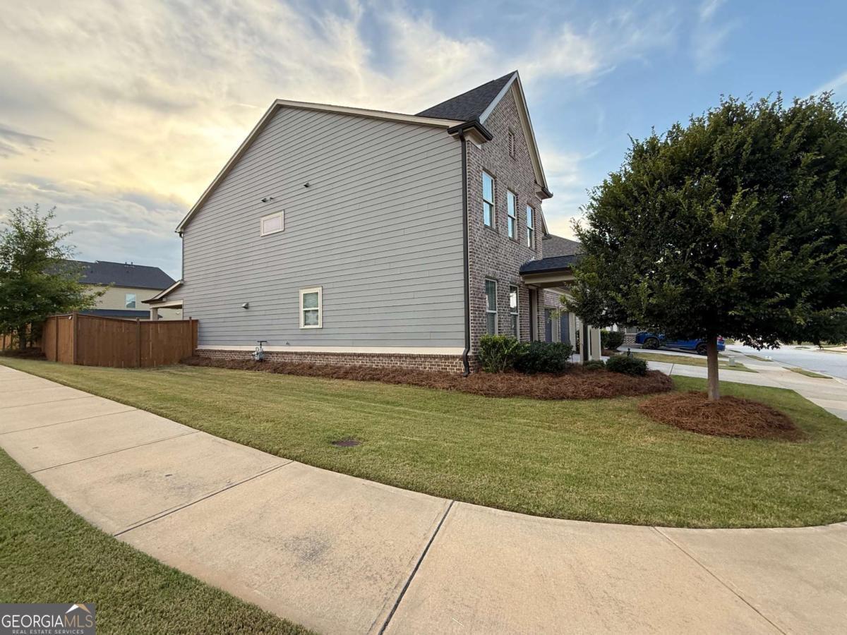 1657 Benhill DR