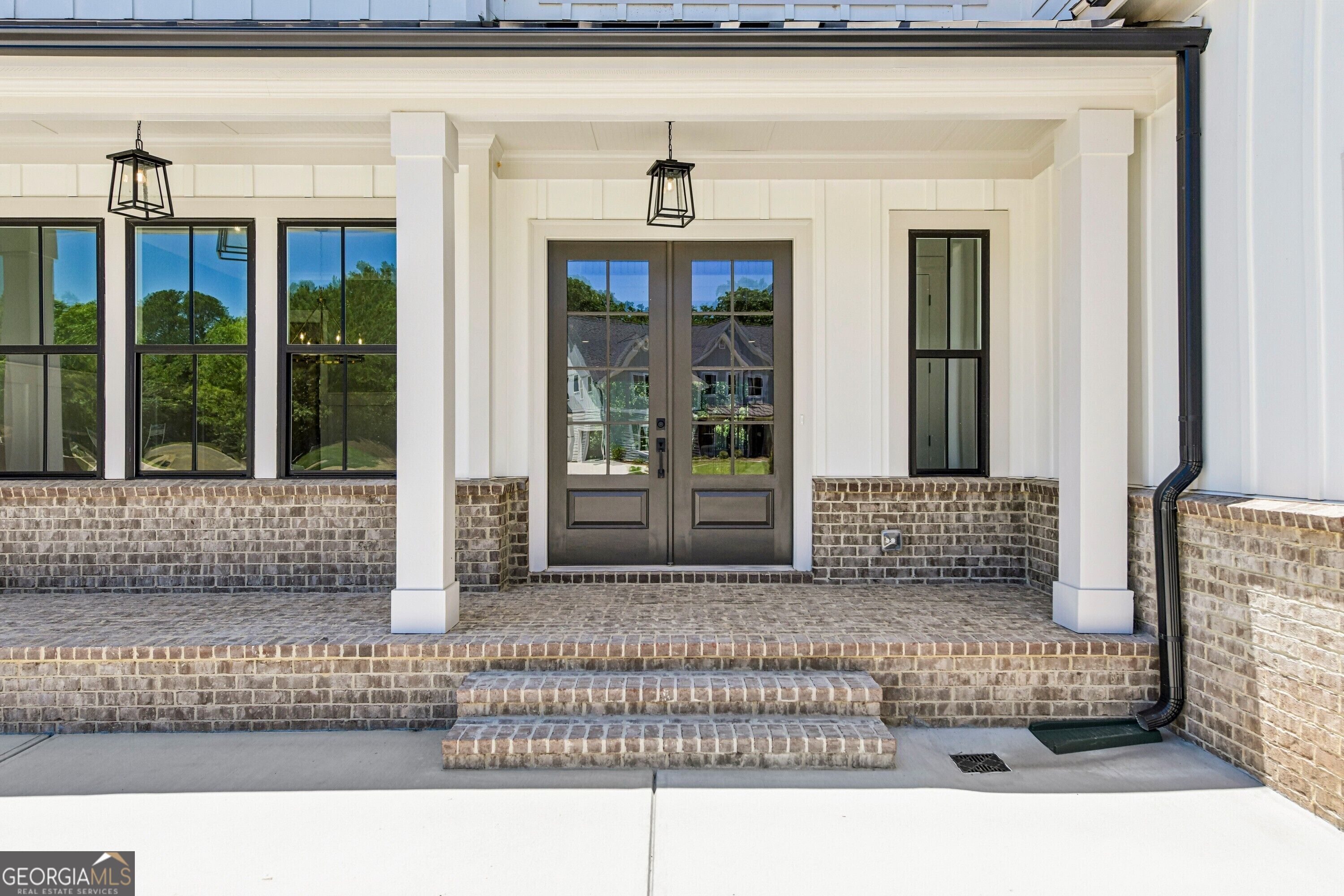 9150 Greenway CT