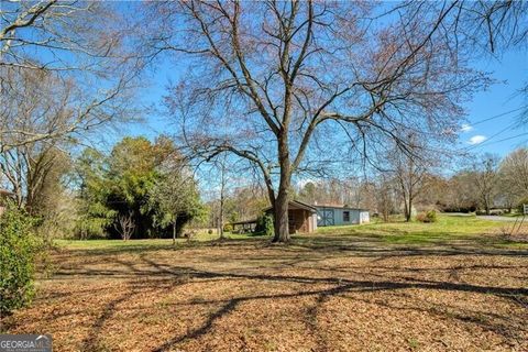 A home in Dawsonville