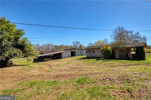 A home in Dawsonville