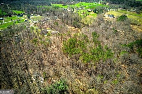 A home in Dawsonville