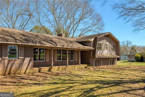 A home in Dawsonville