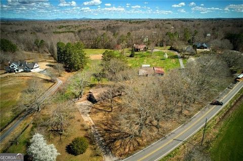 A home in Dawsonville