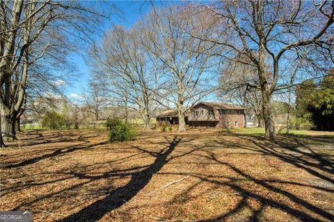 A home in Dawsonville