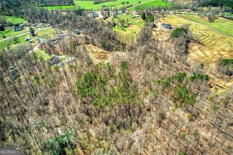 A home in Dawsonville