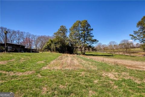 A home in Dawsonville