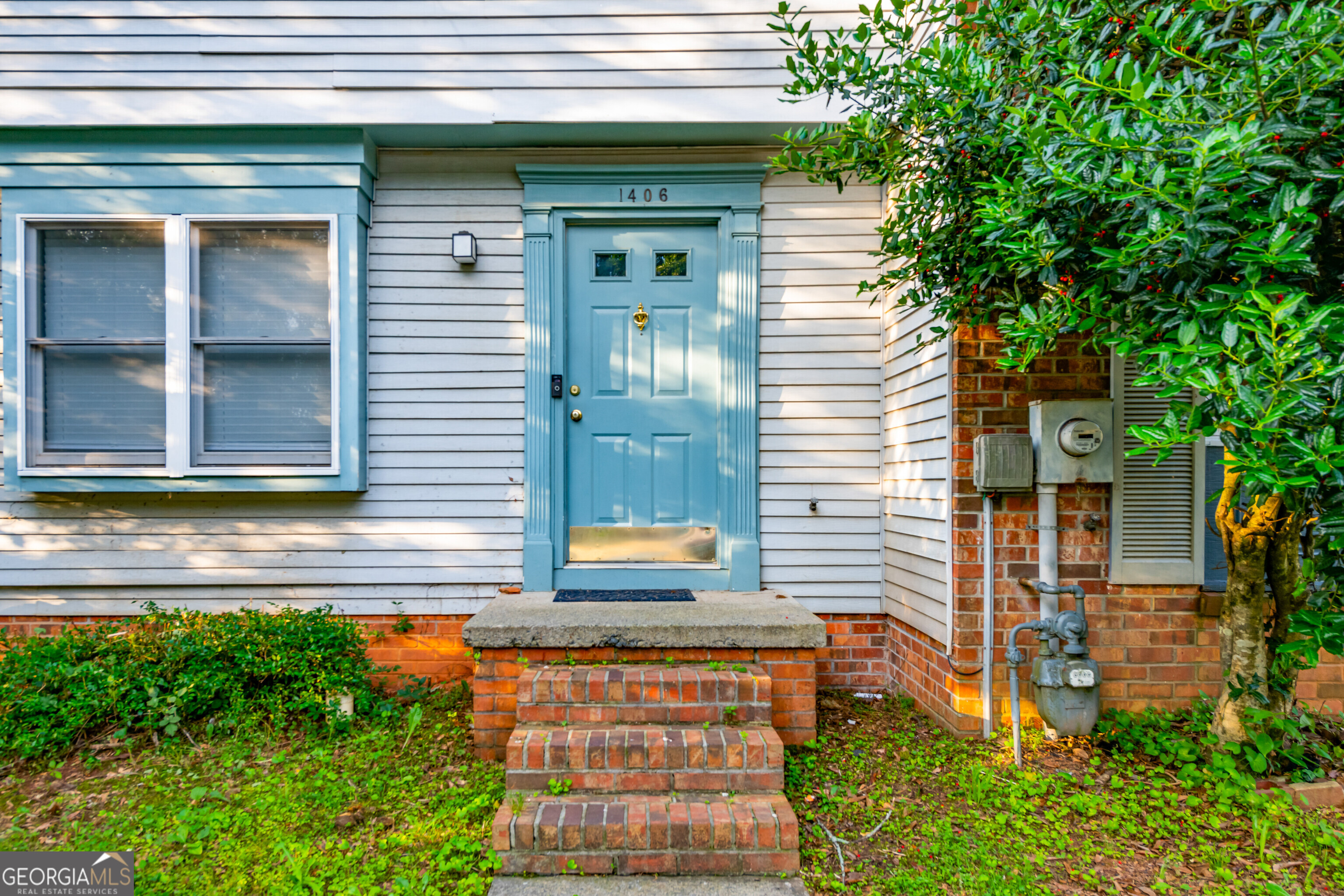 1406 Springleaf CIR SE
