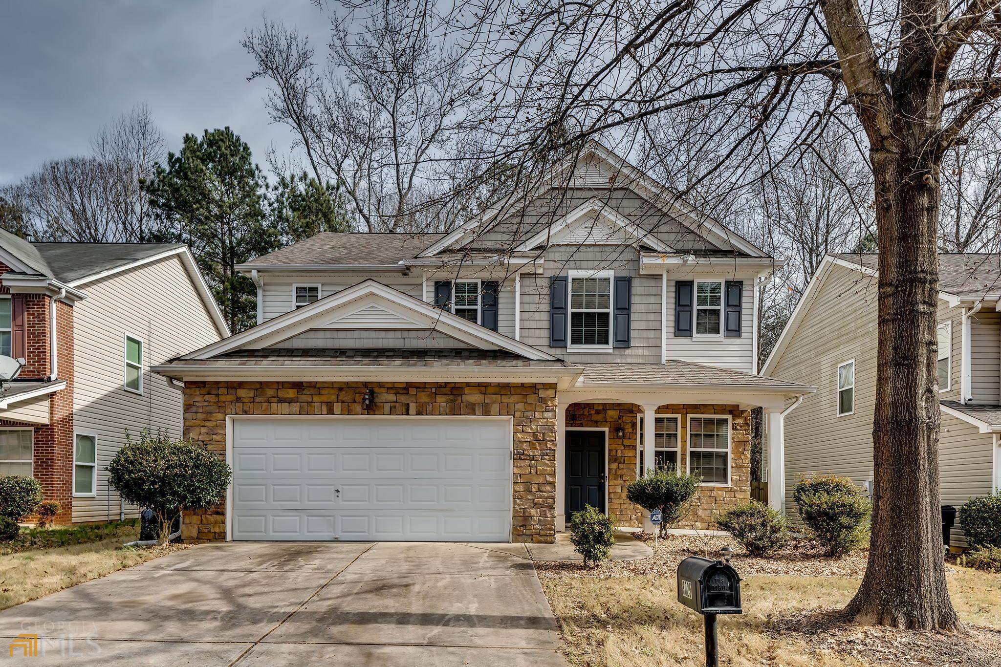 STOP the car immediately to view this beautiful, large open-floor plan 3 Bed /2.5 Bath w/ LOFT, Open the door to a separate formal family room, open floorplan with huge eat-in kitchen overlooking family room with fireplace. Large fenced backyard. Upstairs features 3 spacious bedrooms to include large master bedroom with walk in closet, the loft area which can be used as an office or additional family area. The home is located near the Atlanta Airport, close to shopping and easy access to downtown Atlanta.