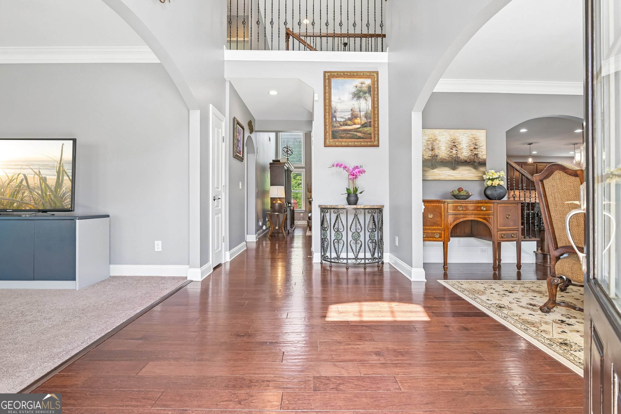 611 La Perla DR