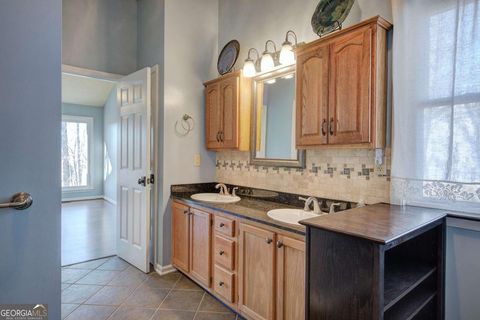 Tiny photo for 47 Cliffhanger Point, Euharlee, GA 30145 (MLS # 10673989)