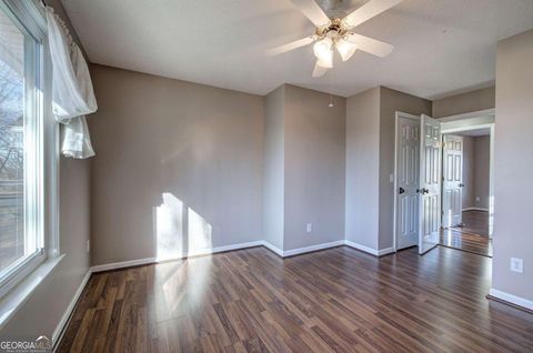 Tiny photo for 47 Cliffhanger Point, Euharlee, GA 30145 (MLS # 10673989)