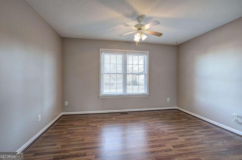 Tiny photo for 47 Cliffhanger Point, Euharlee, GA 30145 (MLS # 10673989)