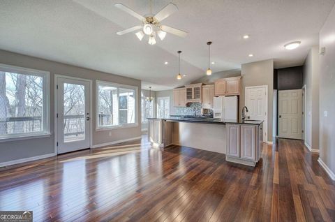 Tiny photo for 47 Cliffhanger Point, Euharlee, GA 30145 (MLS # 10673989)