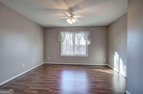 Tiny photo for 47 Cliffhanger Point, Euharlee, GA 30145 (MLS # 10673989)