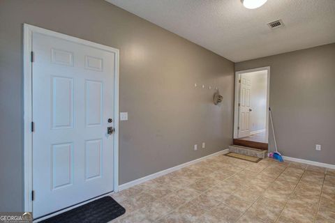 Tiny photo for 47 Cliffhanger Point, Euharlee, GA 30145 (MLS # 10673989)