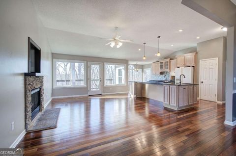 Tiny photo for 47 Cliffhanger Point, Euharlee, GA 30145 (MLS # 10673989)