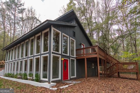 A home in Newnan