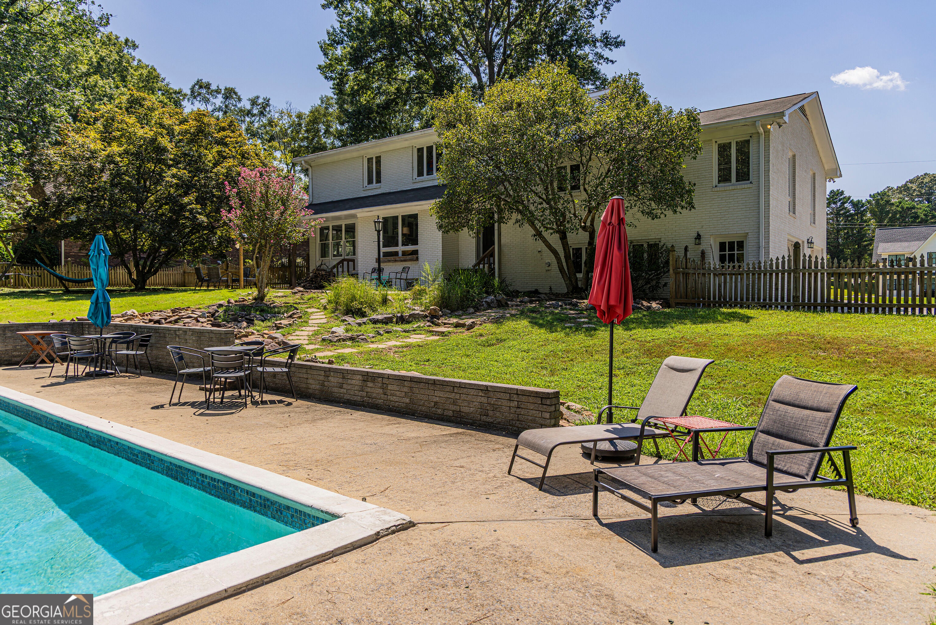 13 Greenbriar LN SE