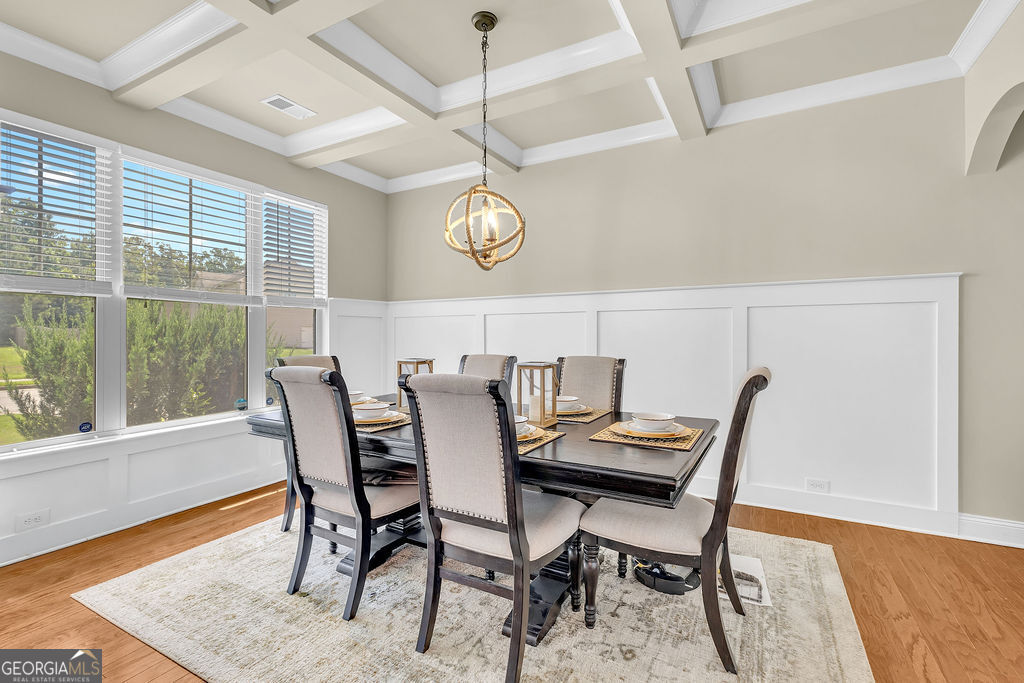 Atlanta, Georgia 30331, United States, 6 Bedrooms Bedrooms, ,4 BathroomsBathrooms,Residential,Pending,157499