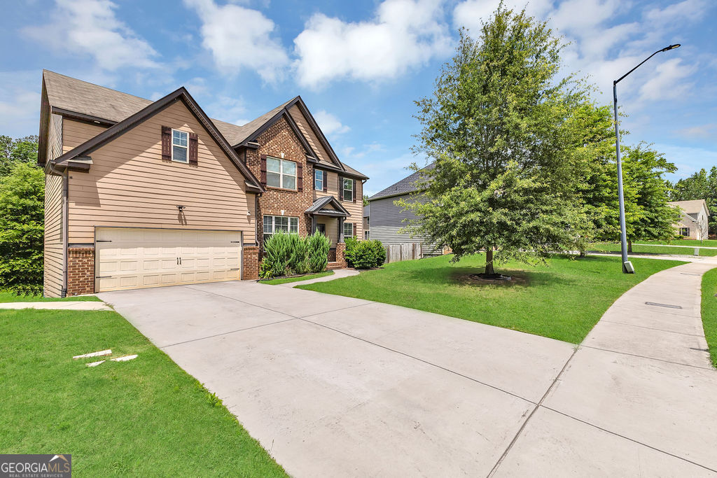 Atlanta, Georgia 30331, United States, 6 Bedrooms Bedrooms, ,4 BathroomsBathrooms,Residential,Pending,157499