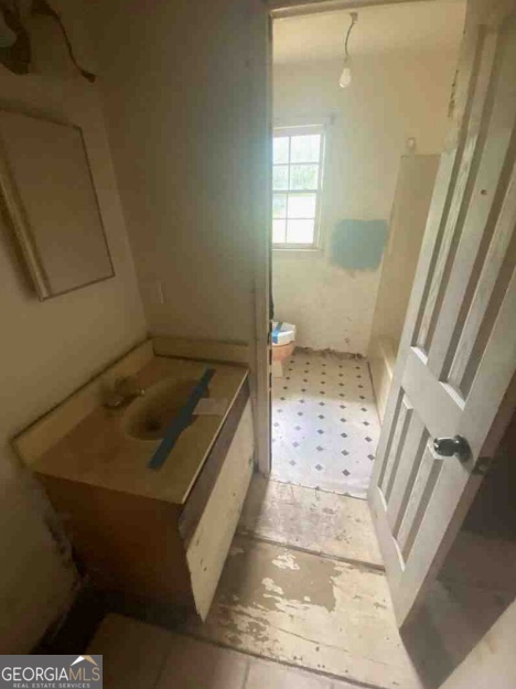 5598 Fosters Mill RD