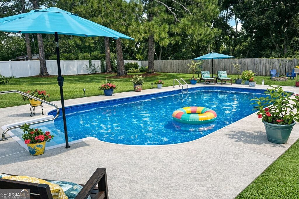 Photo of 2026 Ellis Lane, Blackshear, GA 31516 (MLS # 10720284)