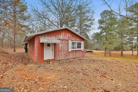 A home in Newnan