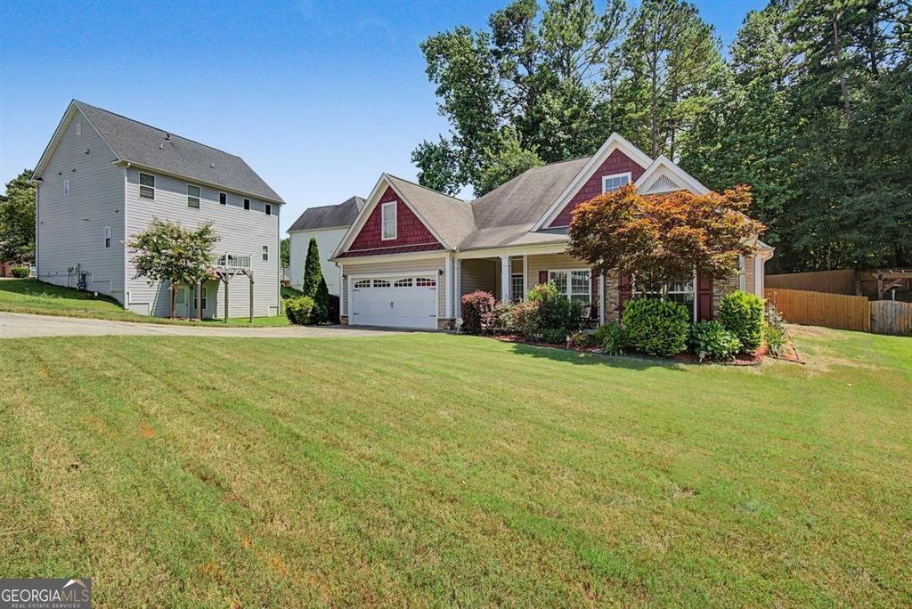 Photo of 118 Oscar Way, Dallas, GA 30132 (MLS # 10804900)