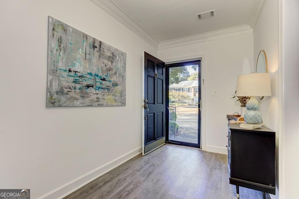 27 Mount Vernon CIR