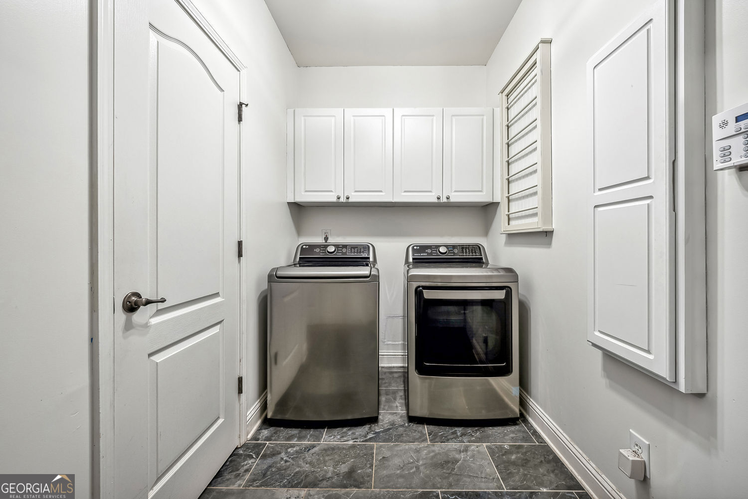 Canton, Georgia 30115, United States, 4 Bedrooms Bedrooms, ,4 BathroomsBathrooms,Residential,Active,143299