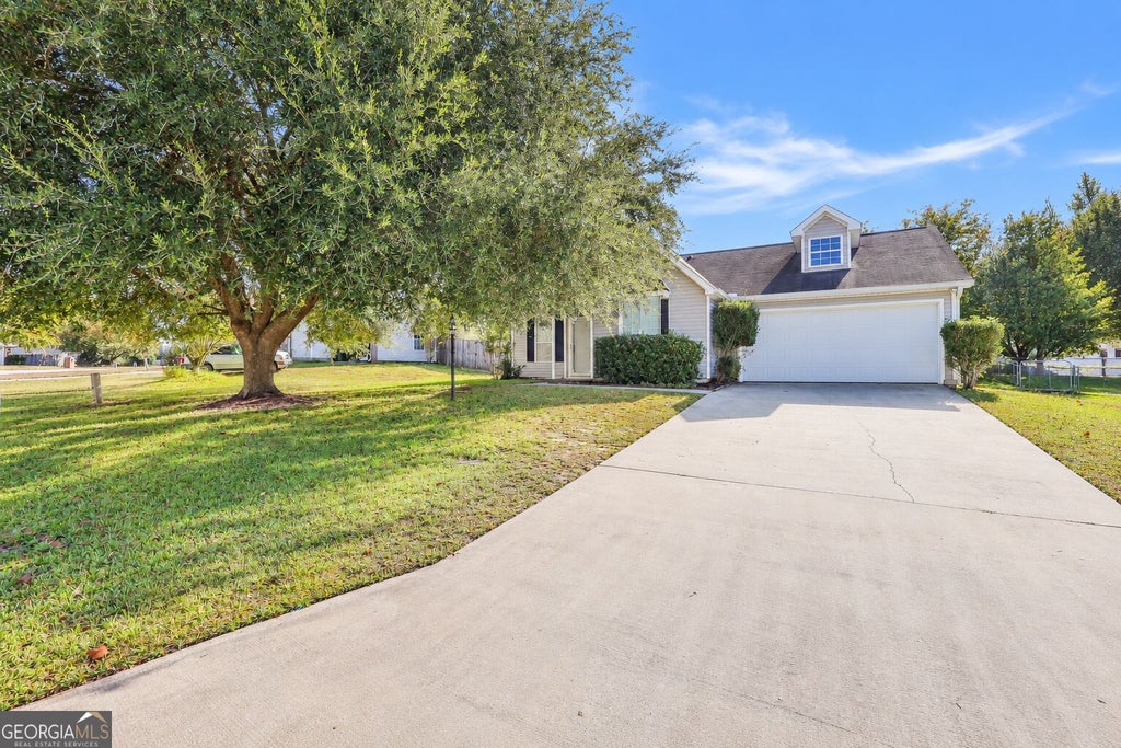 Photo of 713 Gateway Drive, Bonaire, GA 31005 (MLS # 10880462)