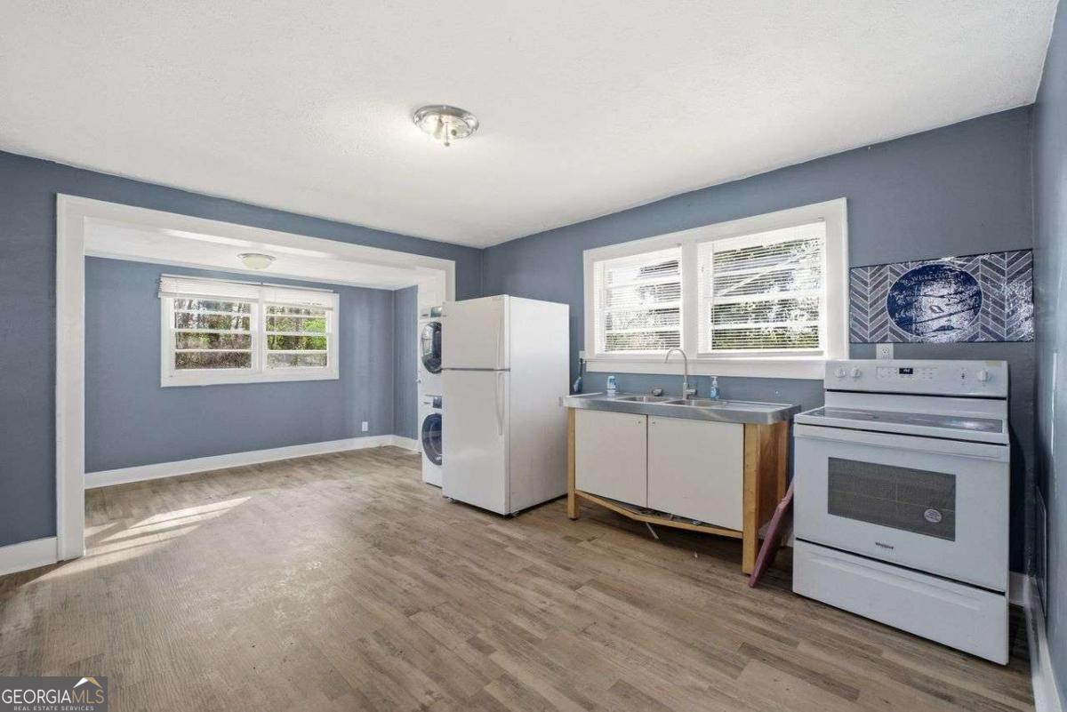 1790 Stanton RD SW
