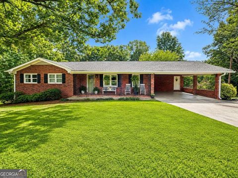 Photo of 243 New Hermitage Road NE, Rome, GA 30161 (MLS # 10811587)
