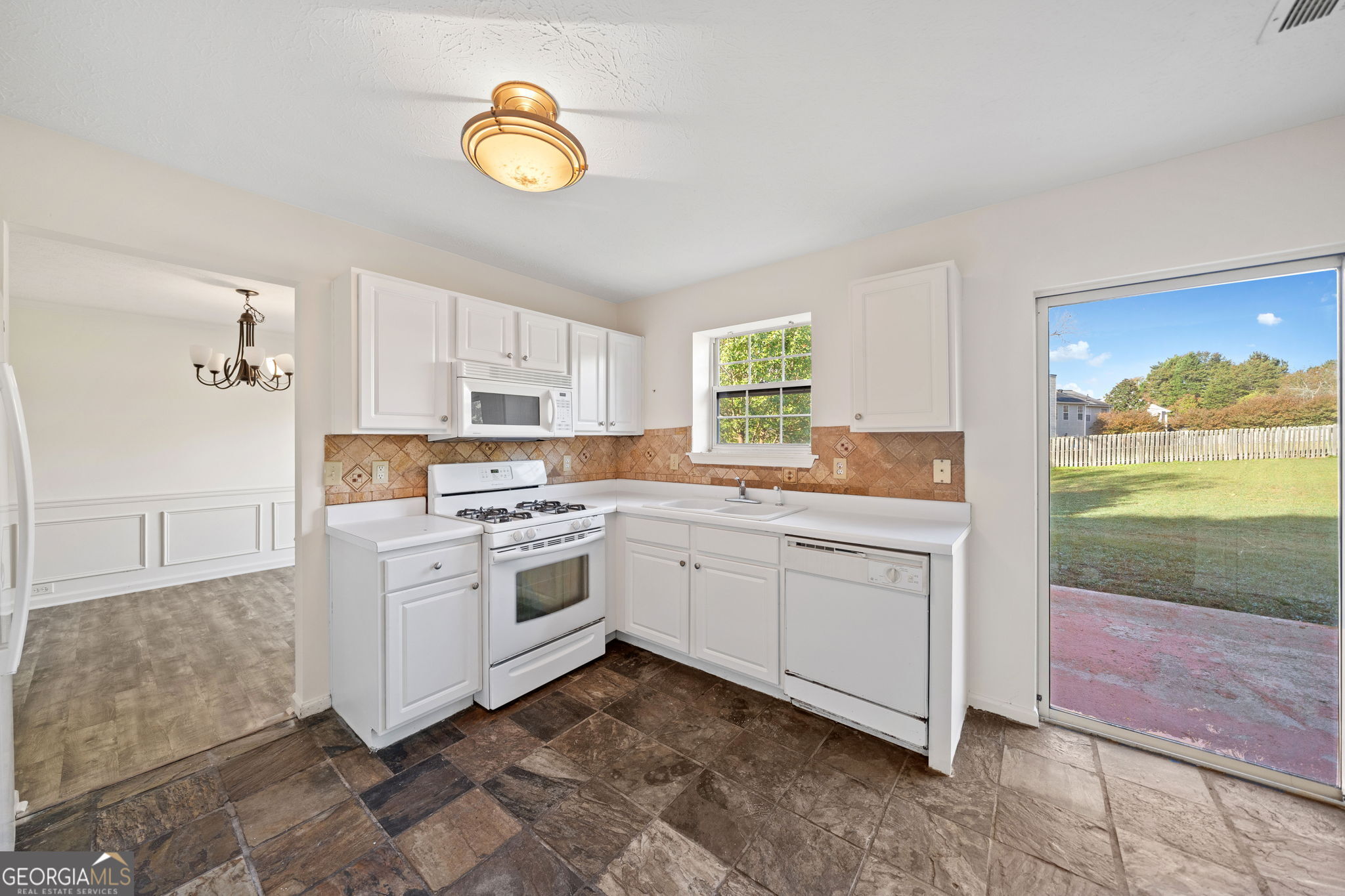 Halstead Lake - Residential