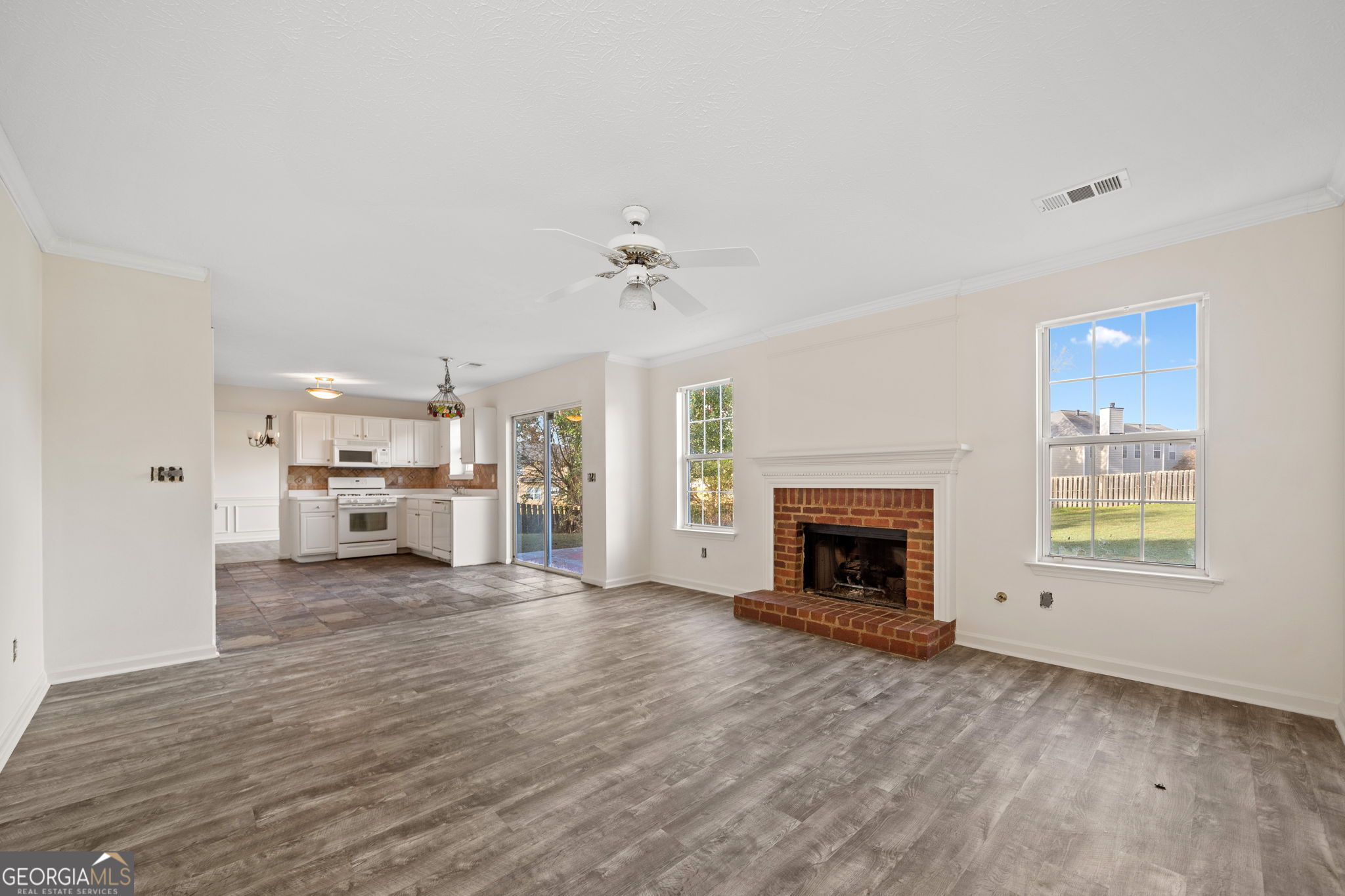 Halstead Lake - Residential