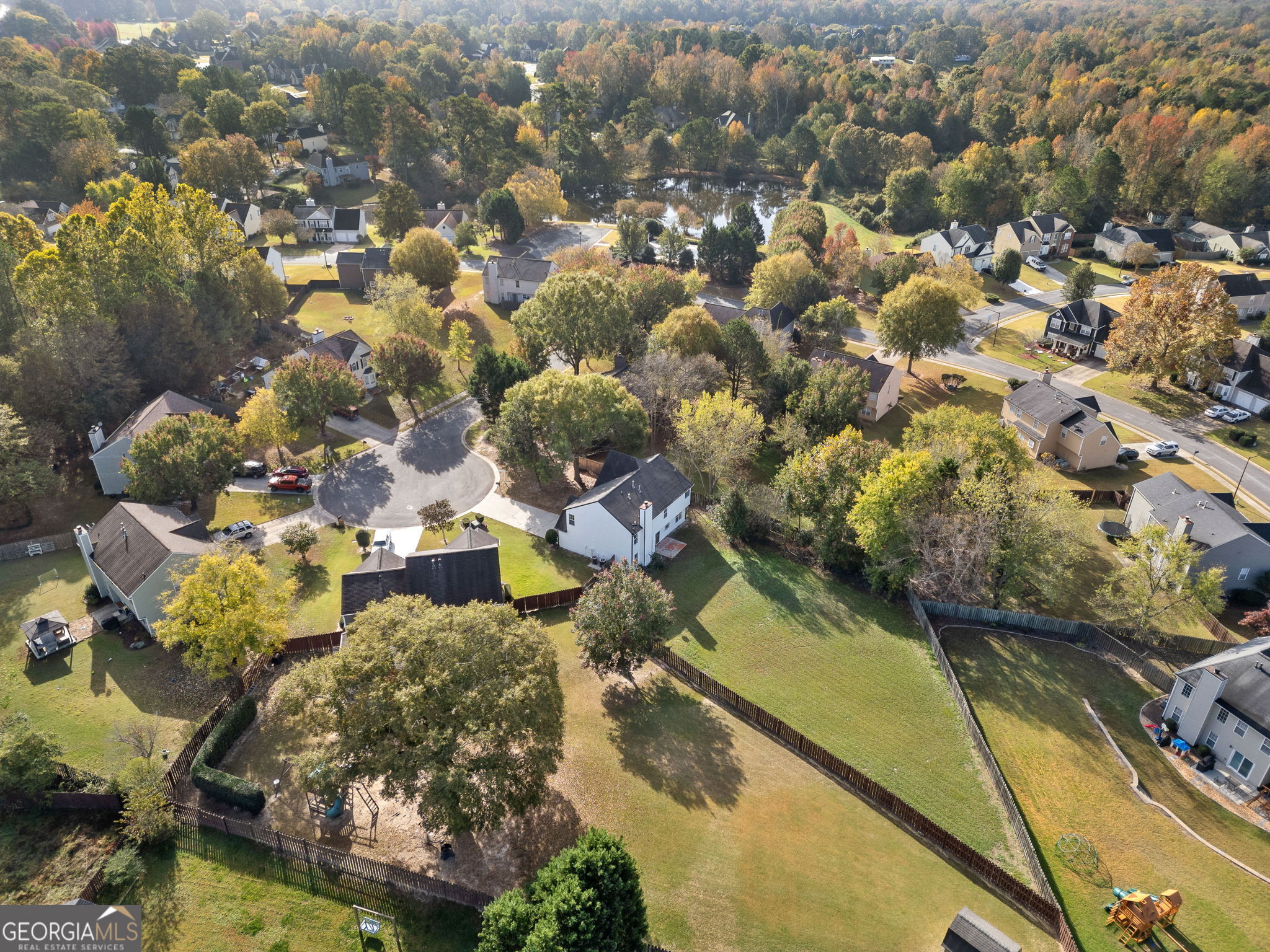 Halstead Lake - Residential