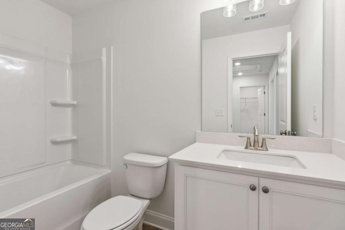 165 MILL CENTER BLVD 204