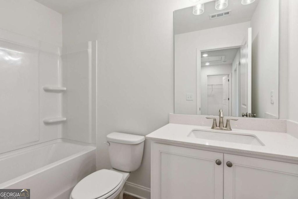 Photo of 165 MILL CENTER Boulevard #204, Athens, GA 30606 (MLS # 10736284)