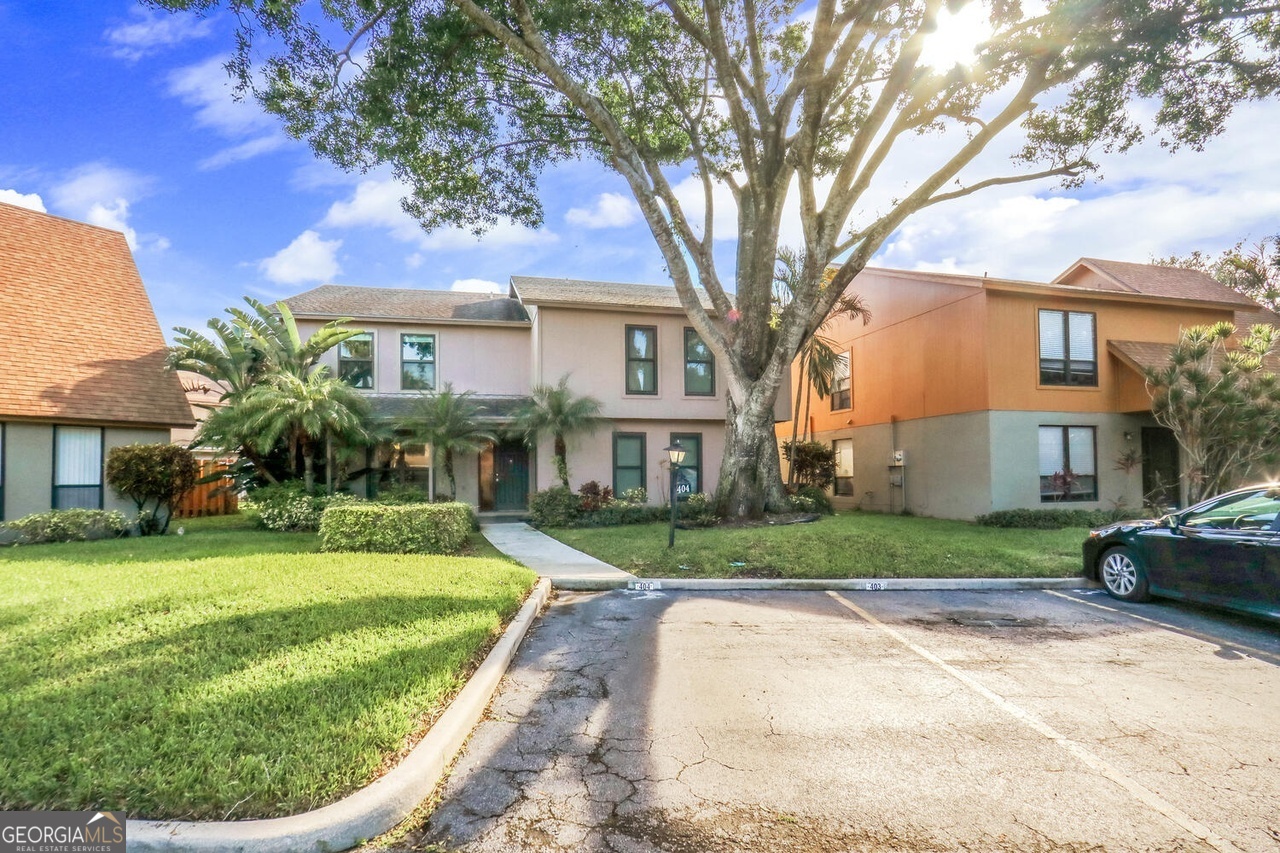 Foreclosure Auction Ends October 21, 2025 at 10:00 AM EST. Discover this sophisticated 3-bedroom, 2.5-bathroom townhouse, offering a unique opportunity in Highland Beach, FL. Sold As-Is. Explore more details and submit your bid through Federa Home App.