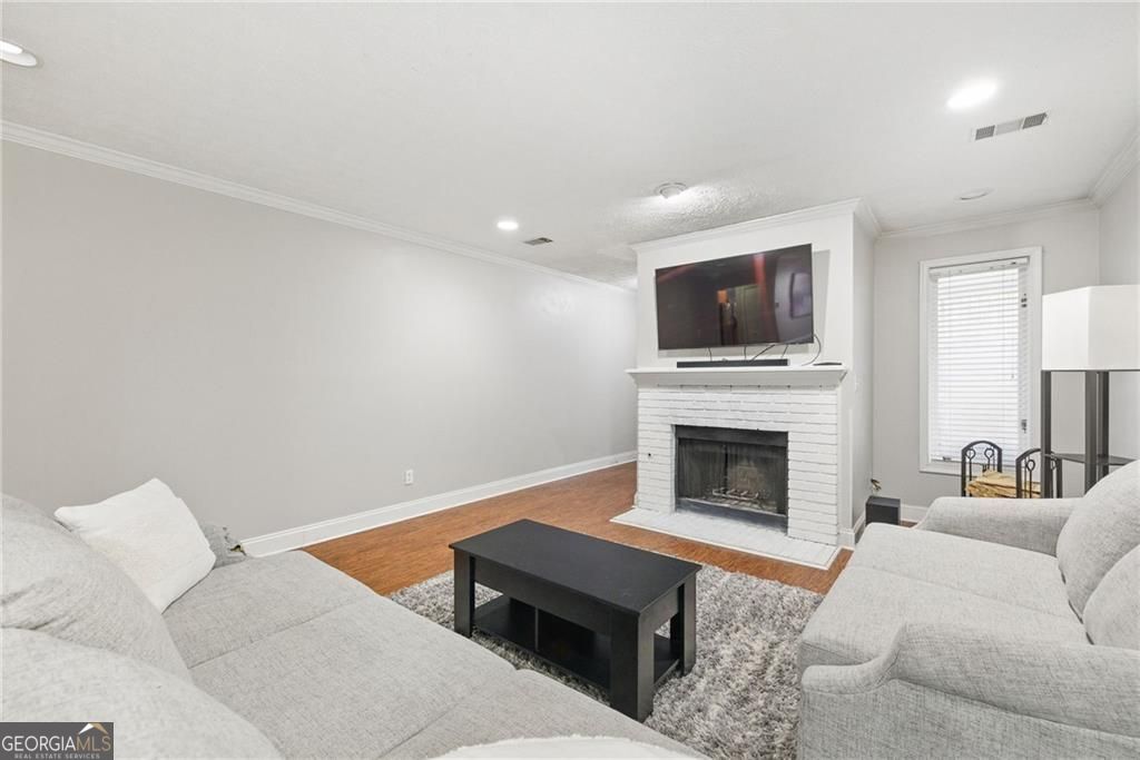 Atlanta, Georgia 30324, United States, 3 Bedrooms Bedrooms, ,2 BathroomsBathrooms,Residential,Active,168270