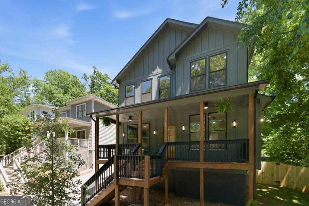 17 Lakeview DR NE