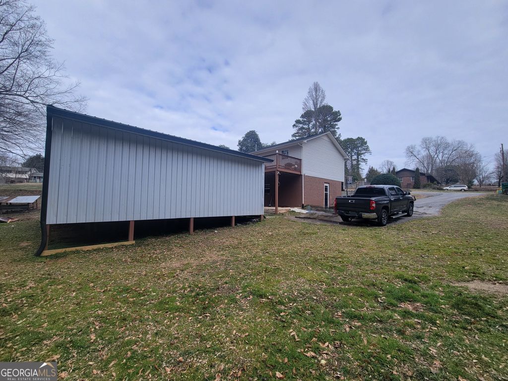 listing image 49