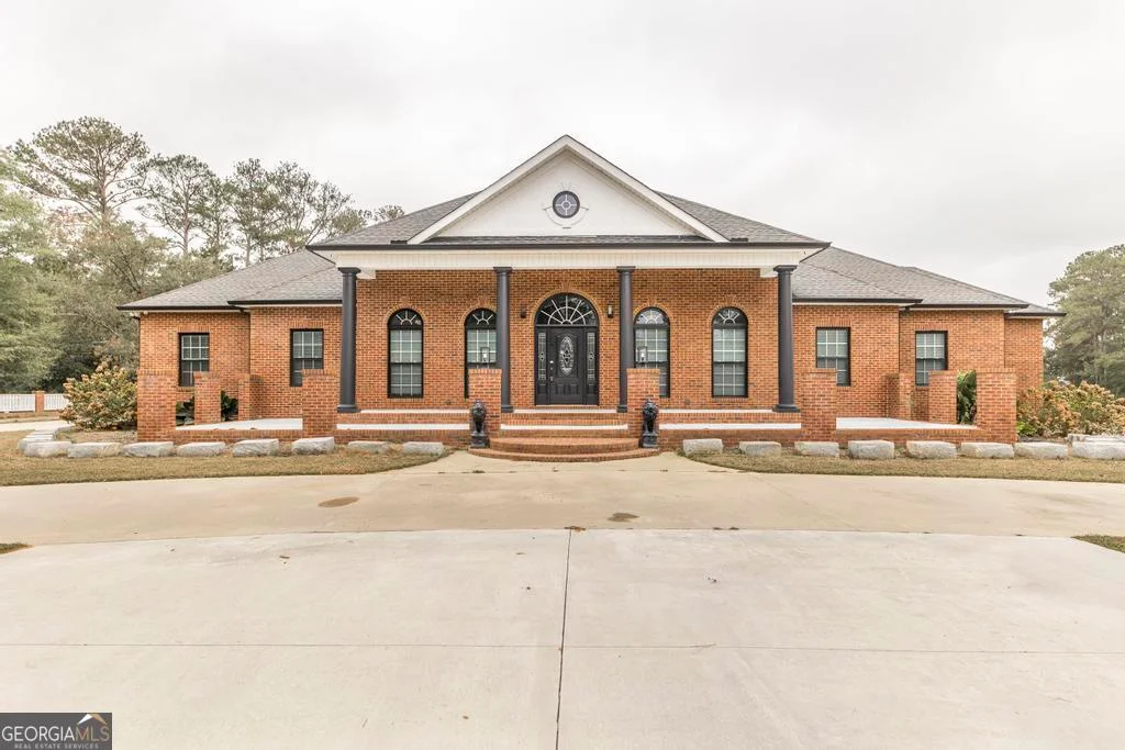 100 Parks Ridge
