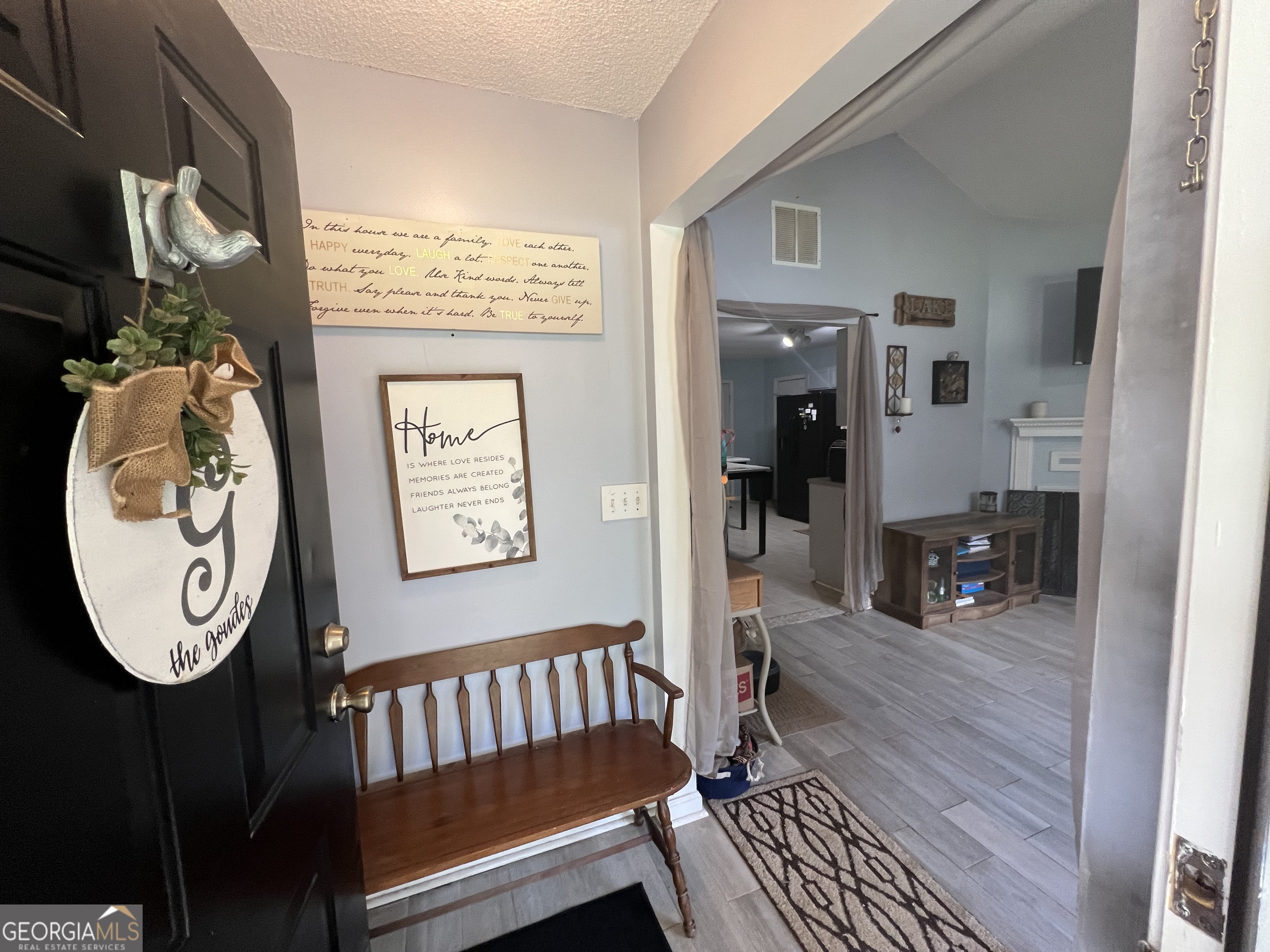 166 Barnetts Bridge RD