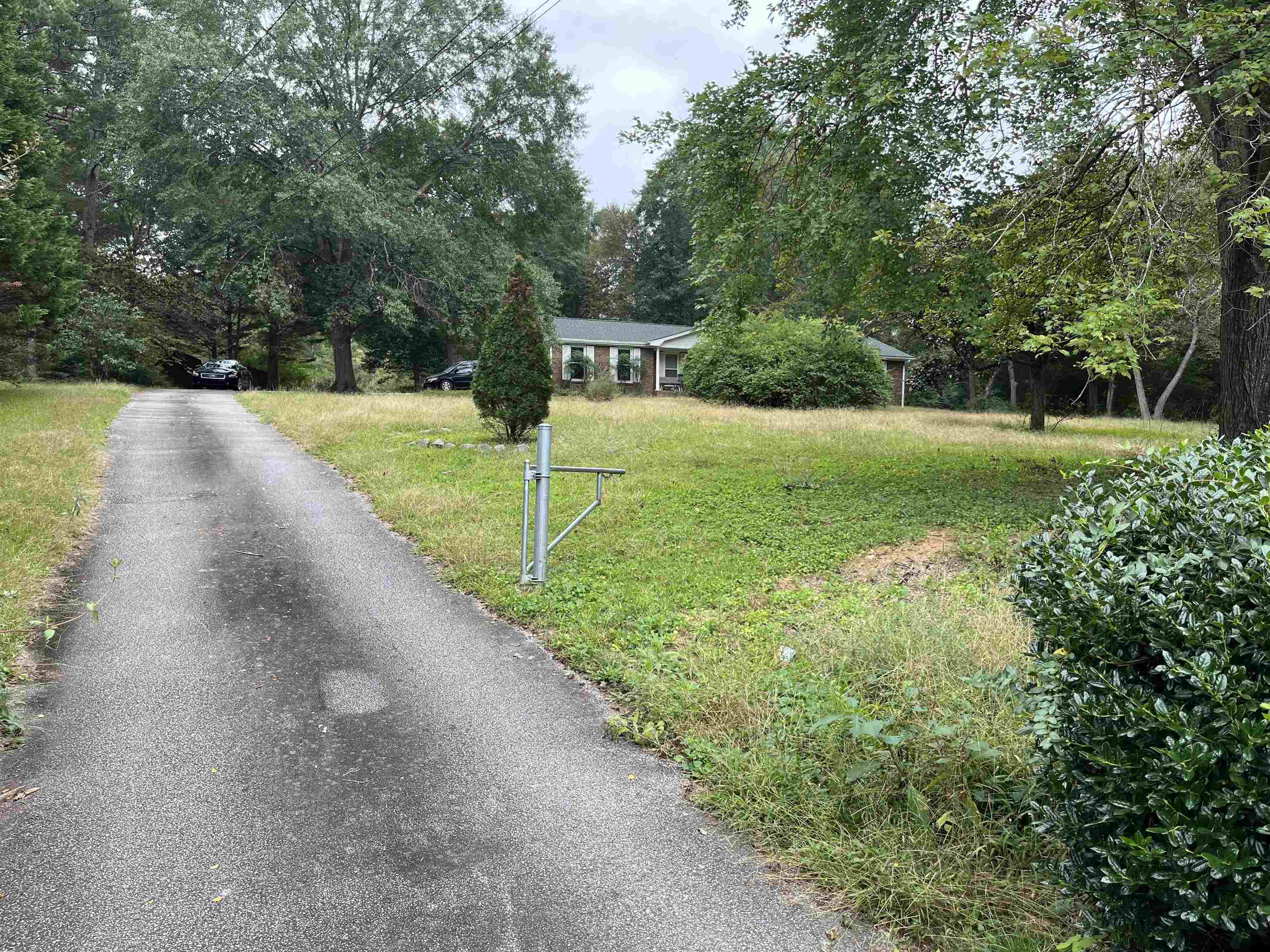 5297 Rock Springs RD