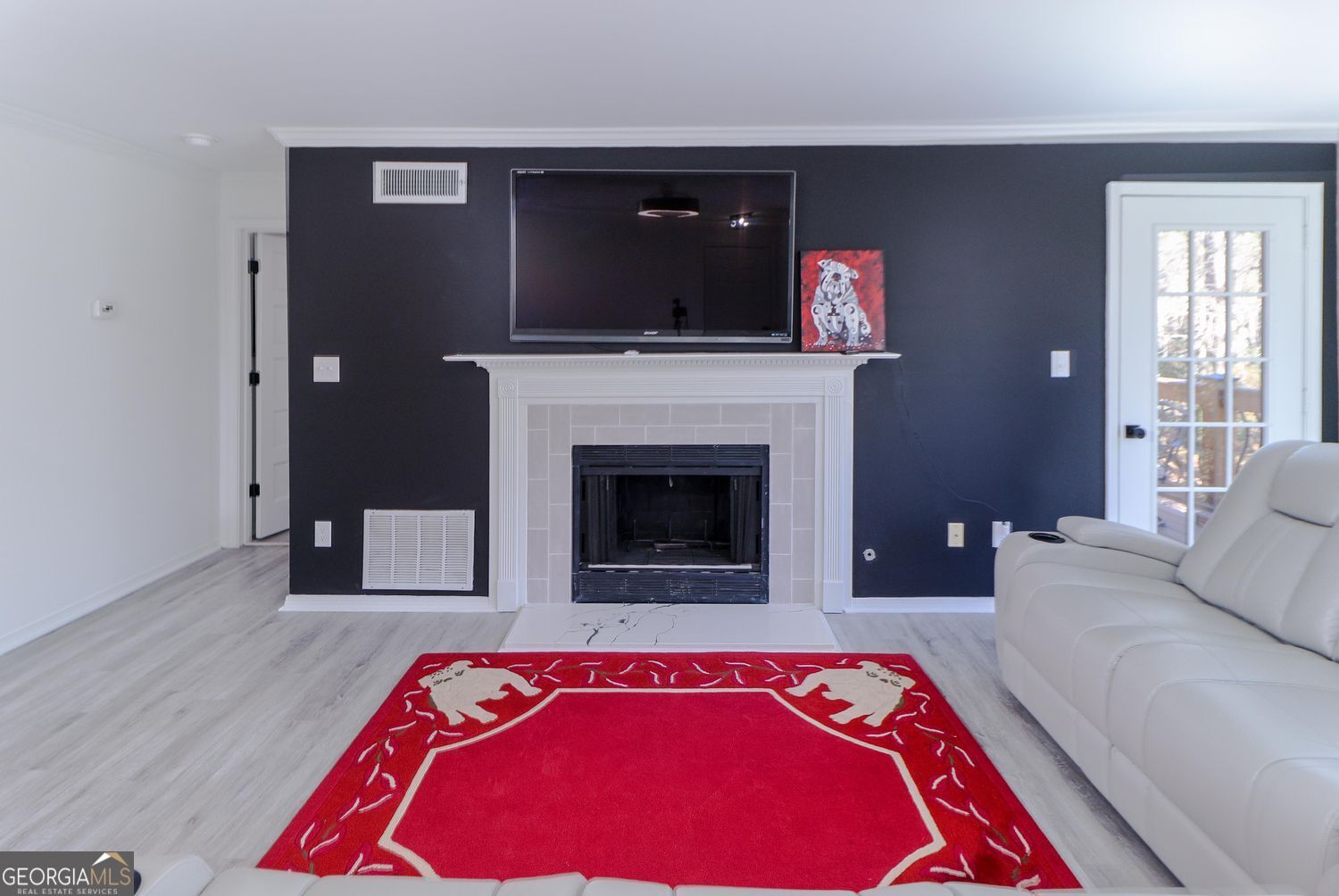 709 Berkeley Woods DR