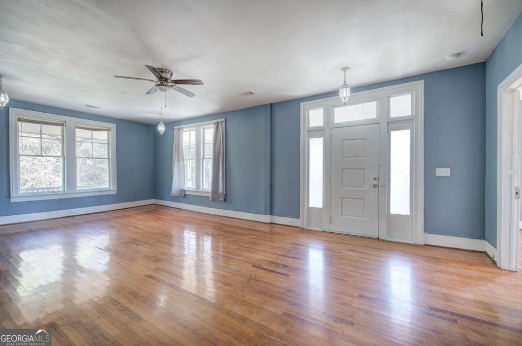 Photo of 18 Cherokee St, Rome, GA 30161 (MLS # 10715664)