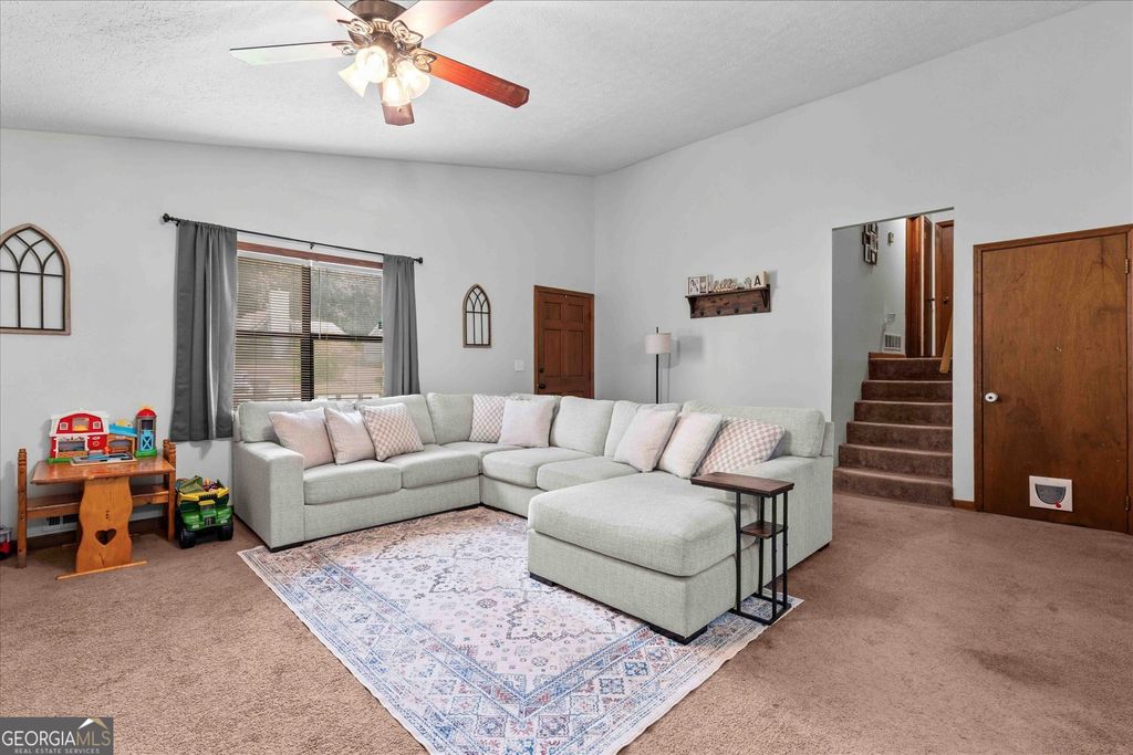 Photo of 85 S Meadowcliff Cir, Carrollton, GA 30117 (MLS # 10784150)