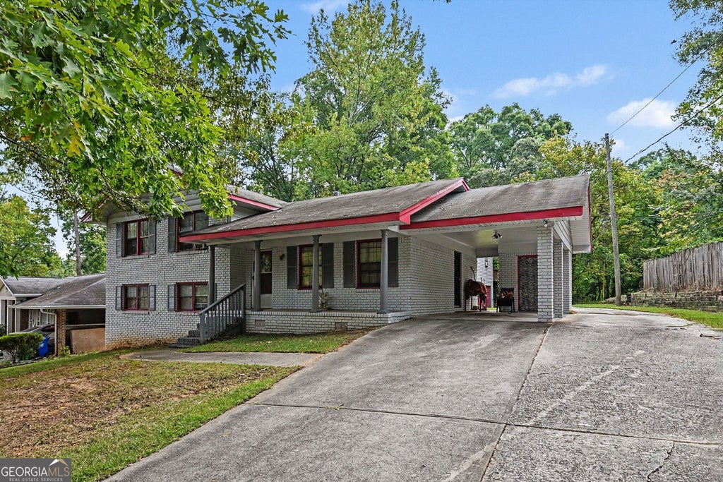 Photo of 3634 Telstar Drive, Ellenwood, GA 30294 (MLS # 10867396)